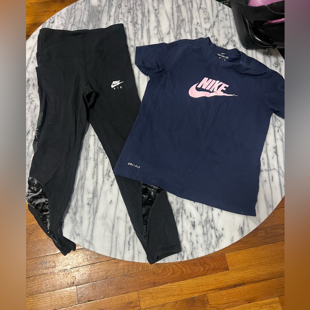 Nike Kids Black Leggings & nike blue shirt girls size Small